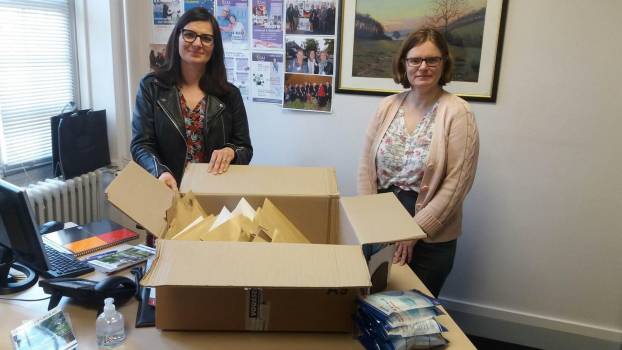 Covid-19 : distribution de masques de protection aux personnels de santé adamois