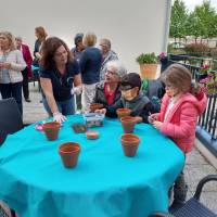 Rencontres intergénérationnelles à la Résidence Les Essentielles En partenariat avec le Comité des fêtes de l'Isle-Adam et le Centre de loisirs Rencontres intergénérationnelles à la Résidence Les Essentielles En partenariat avec le Comité des fêtes de l'Isle-Adam et le Centre de loisirs