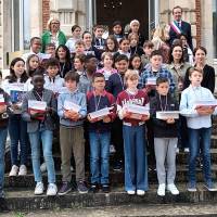 Remise des dictionnaires - 22 juin 2024 Remise des dictionnaires - 22 juin 2024